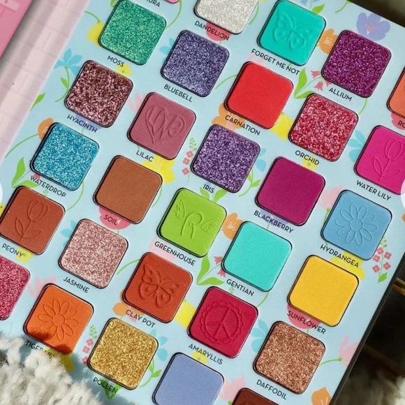 Final Price Drop New RUDE Flower Child 30 Shadows Palette - Freshly Cut - Picture 2 of 5